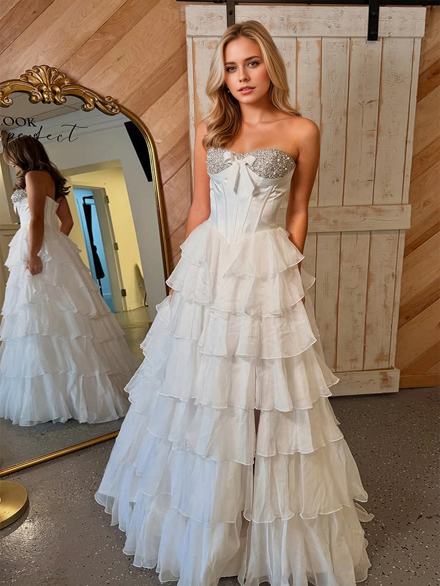 A-Linien Sweetheart Stufen Chiffon langes Ballkleid mit Perlenbesatz