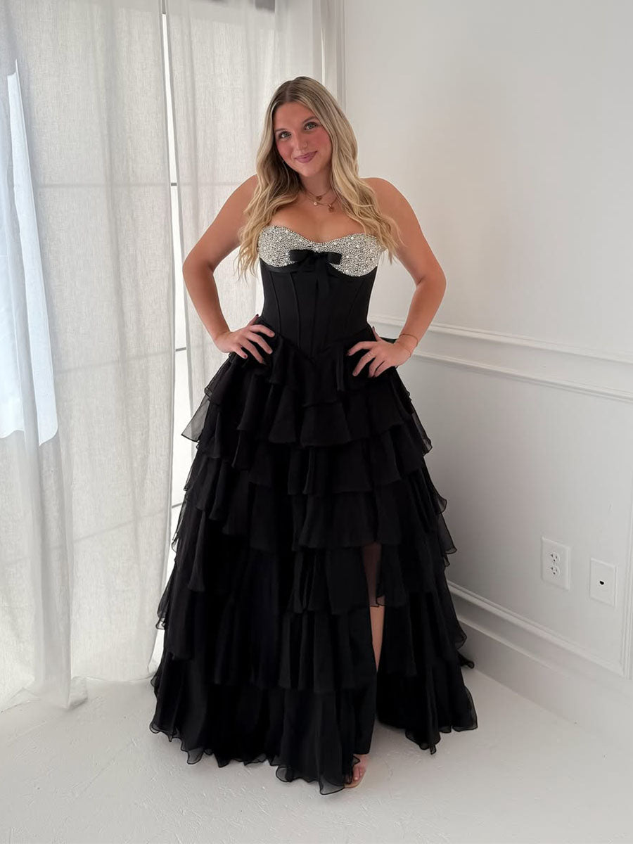 A-Linien Sweetheart Stufen Chiffon langes Ballkleid mit Perlenbesatz