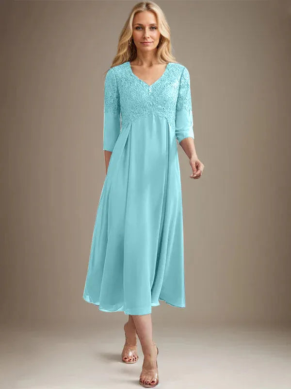 Vestido línea A con escote en V, largo hasta el té, de gasa y encaje para madre de la novia con pedrería