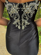 Robe courte de bal de fin d'année en satin avec perles cristallines