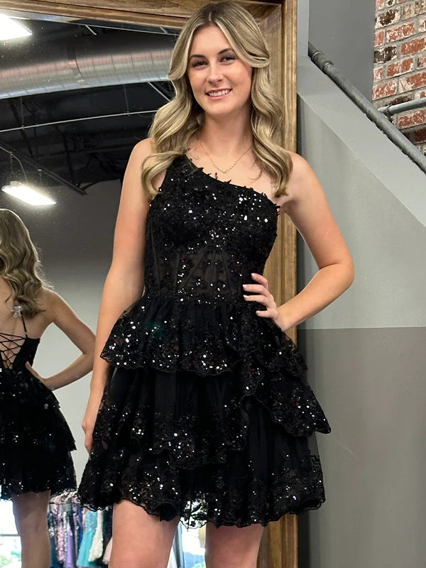 A-Linien Ein-Schulter Abschlussballkleid mit Applikationen