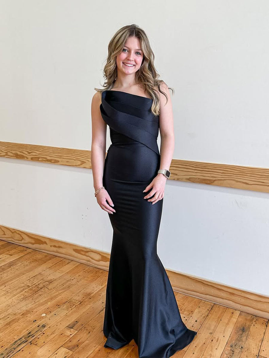 Vestido de Festa Preto Sereia Tomara que Caia com Corpete Escultural Drapeado