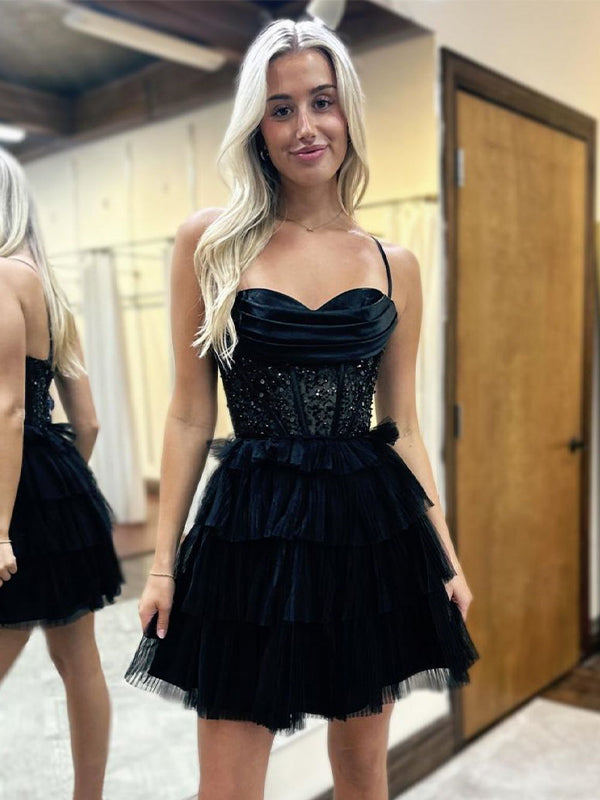 Abito da festa a linea A con spalline sottili, balze in tulle e paillettes