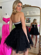 Black A-Line Sweetheart Short Satin Homecoming Dress With Beading