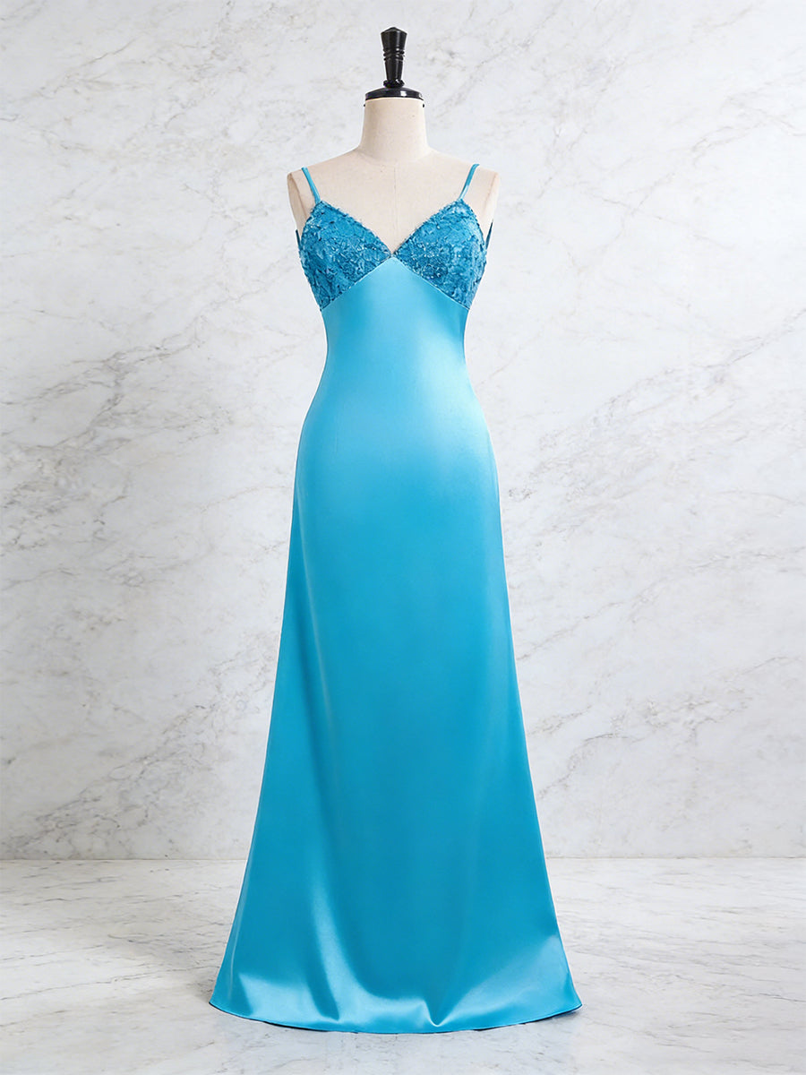 Vestido longo de baile azul cetim com corpete bordado e decote em V em A