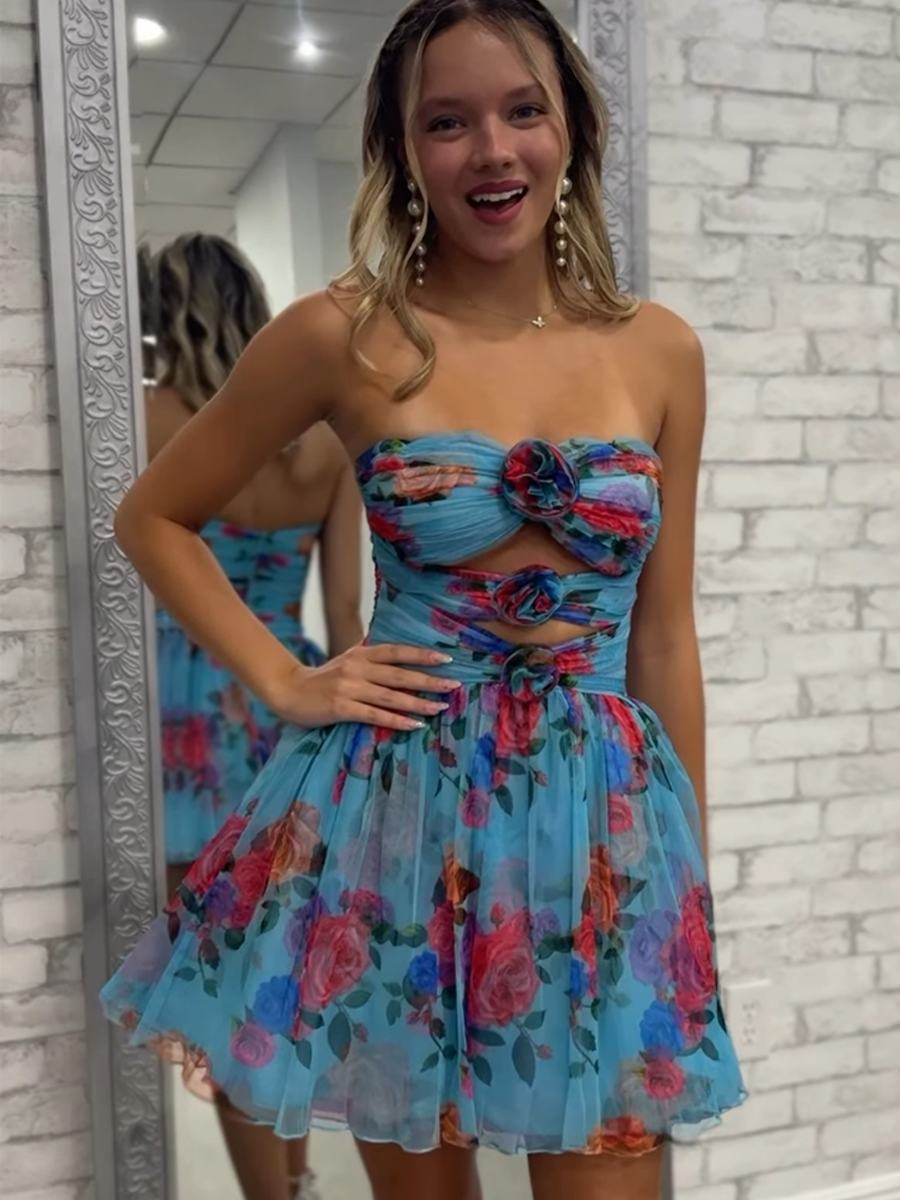 Robe courte de bal de promo ligne A fleurie froncée sans bretelles
