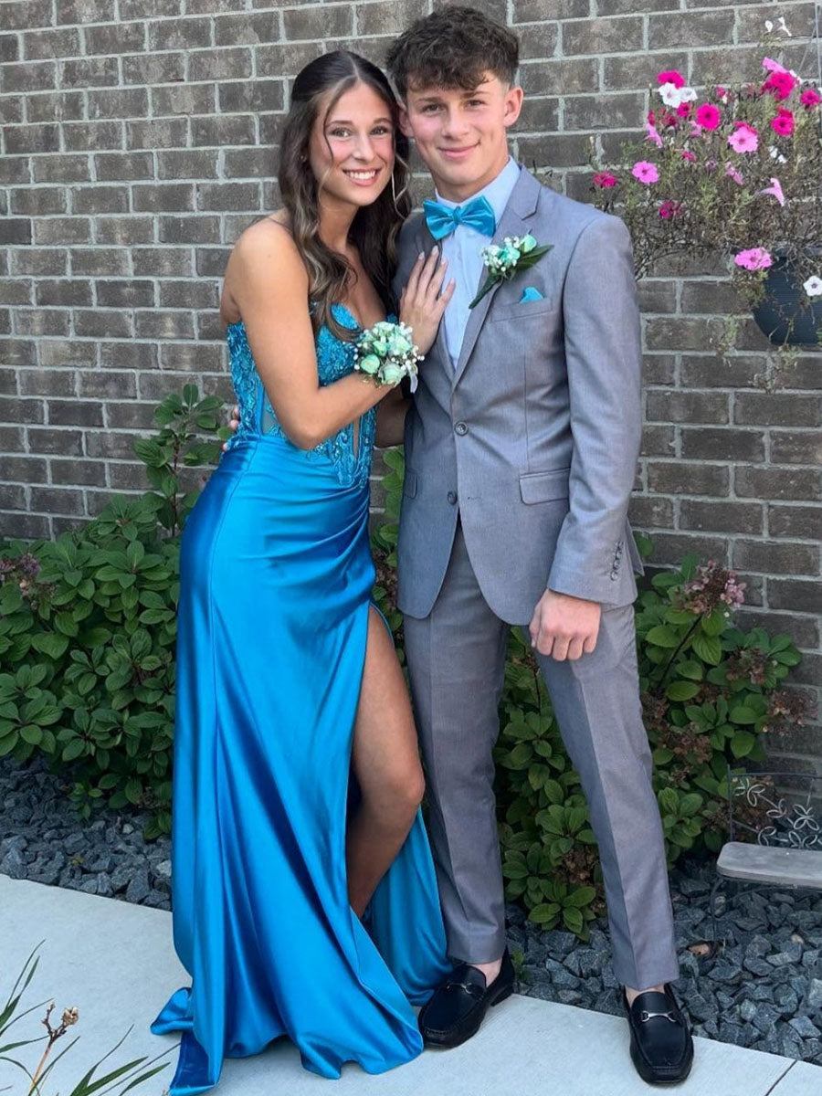 Vestido longo de baile estilo sereia azul com decote profundo e aplicações de lantejoulas