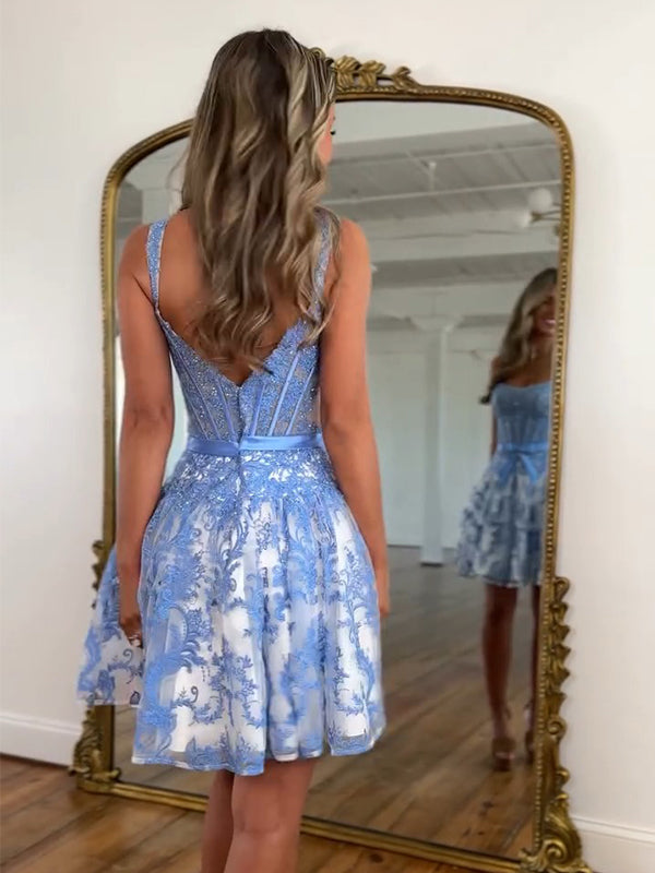 Robe de bal à corset imprimé floral bleu, coupe trapèze avec nœud