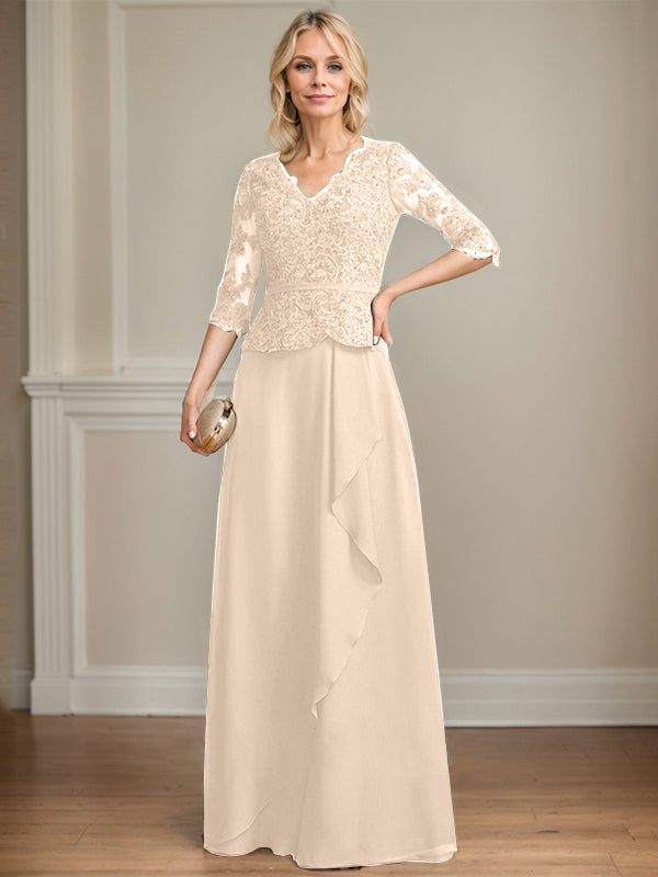 Robe mère de la mariée en dentelle et chiffon, coupe évasée, encolure en V, longue au sol avec volants en cascade et sequins