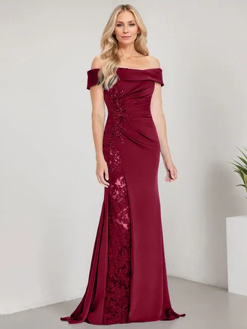 A-Linien Schulterfreies bodenlanges Brautmutterkleid mit Applikationen und Perlenbesatz Meerjungfrauenkleid mit hohem Schlitz
