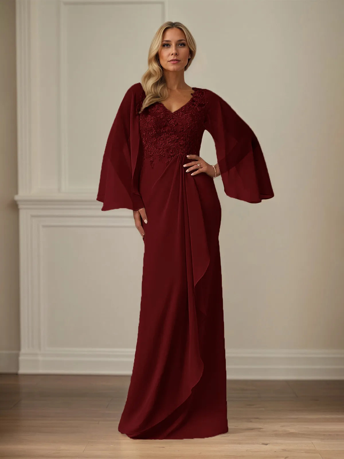 Etui/Kolumnen Chiffon V-Ausschnitt Langarm Bodenlanges Brautmutterkleid mit Applikationen