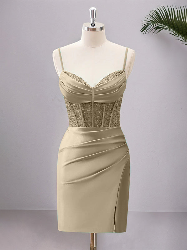 Robe de bal moulante corset en satin à bretelles spaghetti avec fente