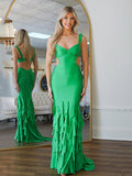 Vestido Longo de Festa Verde, Modelo Sereia, com Alças, Cintura Vazada e Bordados
