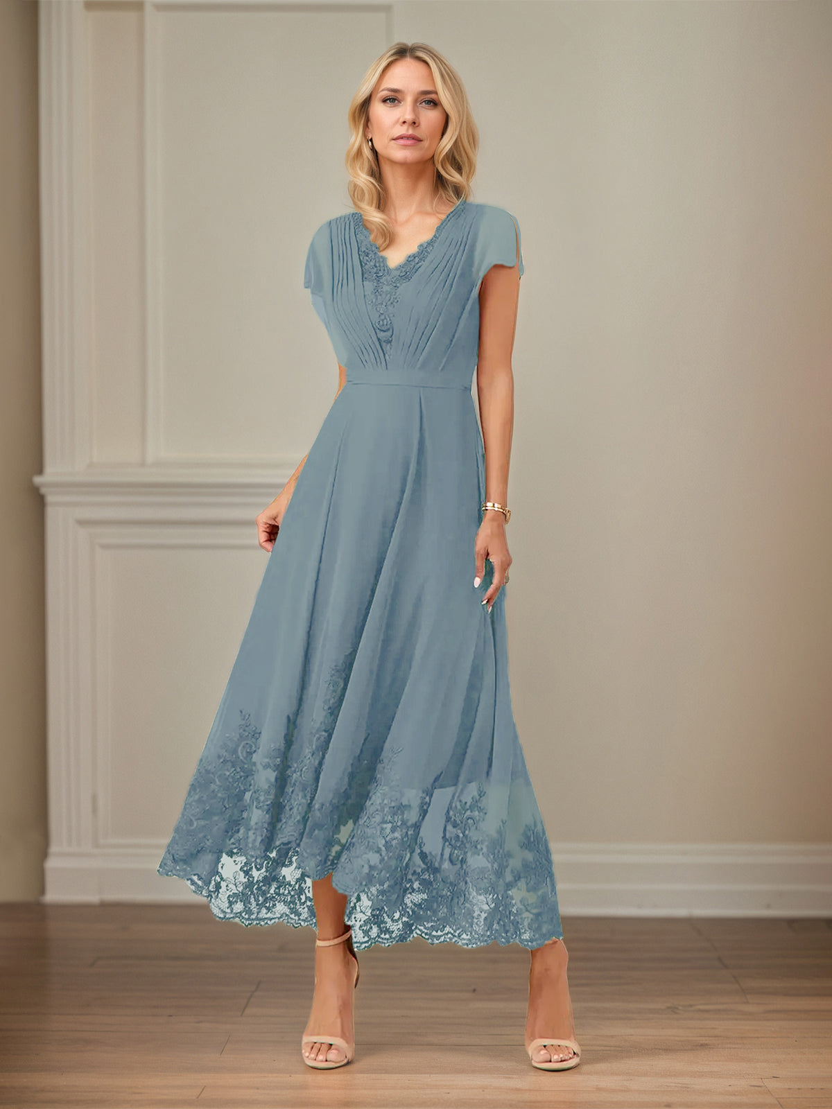 A-Linien Chiffon Kleid mit V-Ausschnitt, flatternden Ärmeln, knöchellang mit Applikationen