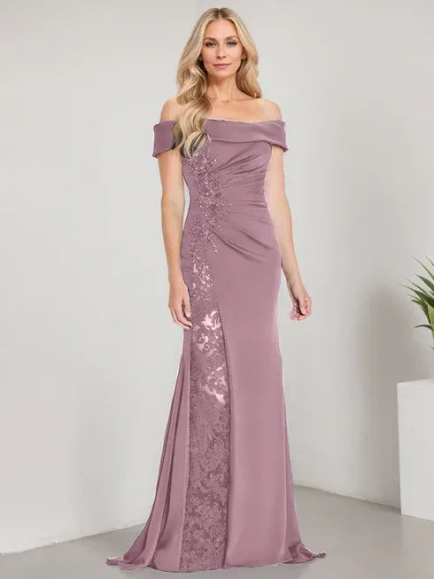 A-Linien Schulterfreies bodenlanges Brautmutterkleid mit Applikationen und Perlenbesatz Meerjungfrauenkleid mit hohem Schlitz