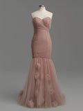 Vestido sereia rosa antigo de festa tomara que caia, franzido, tule com flores 3D