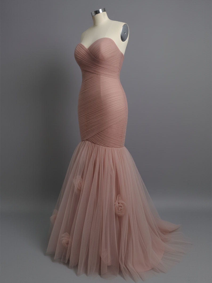 Vestido sereia rosa antigo de festa tomara que caia, franzido, tule com flores 3D