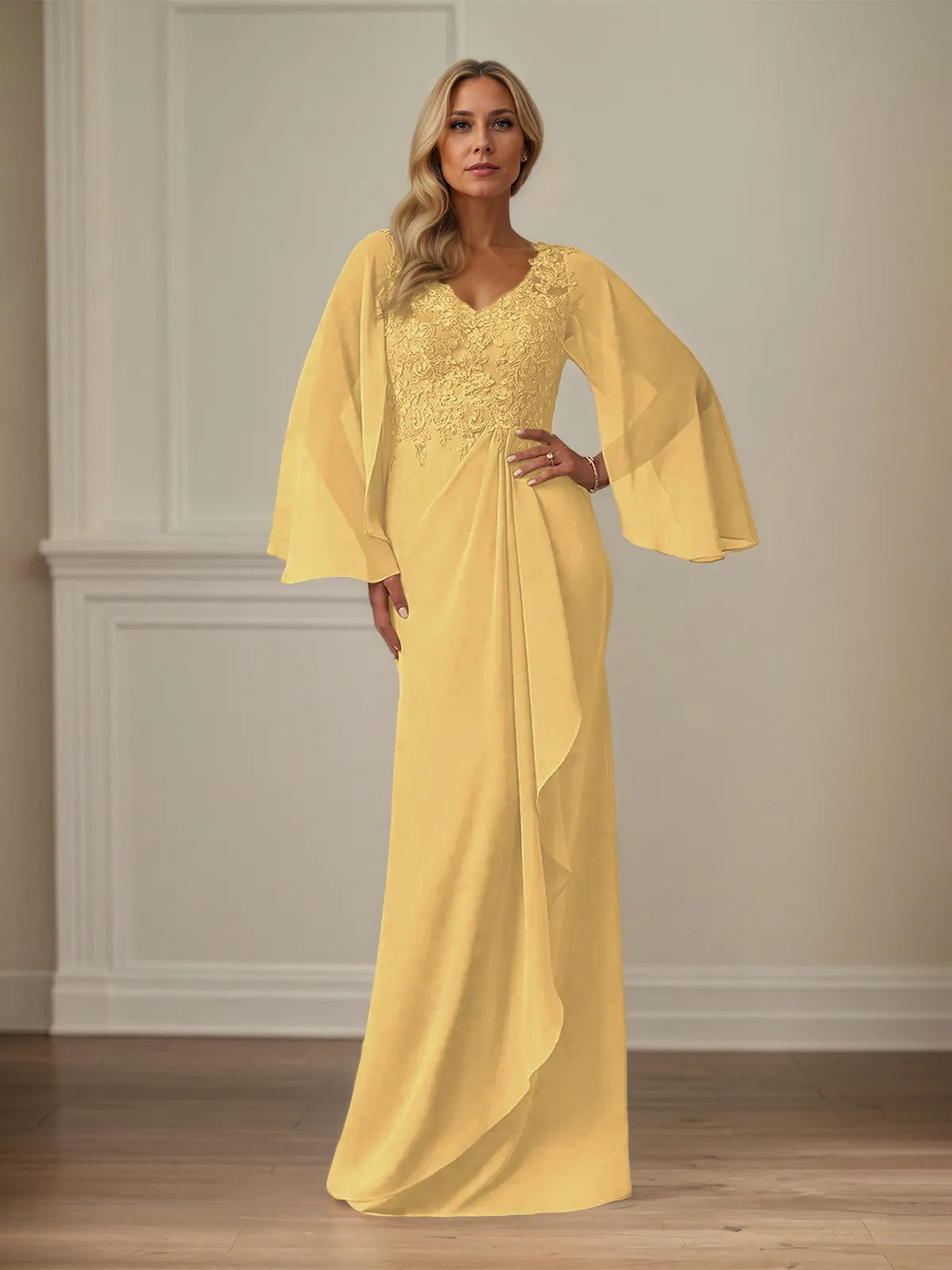 Etui/Kolumnen Chiffon V-Ausschnitt Langarm Bodenlanges Brautmutterkleid mit Applikationen