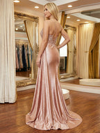 Abito da ballo glamour color rosa polvere con corsetto trasparente perline e spacco alto