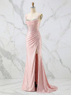 Vestido de graduación con corsé de satén rosa brillante y busto de cristal
