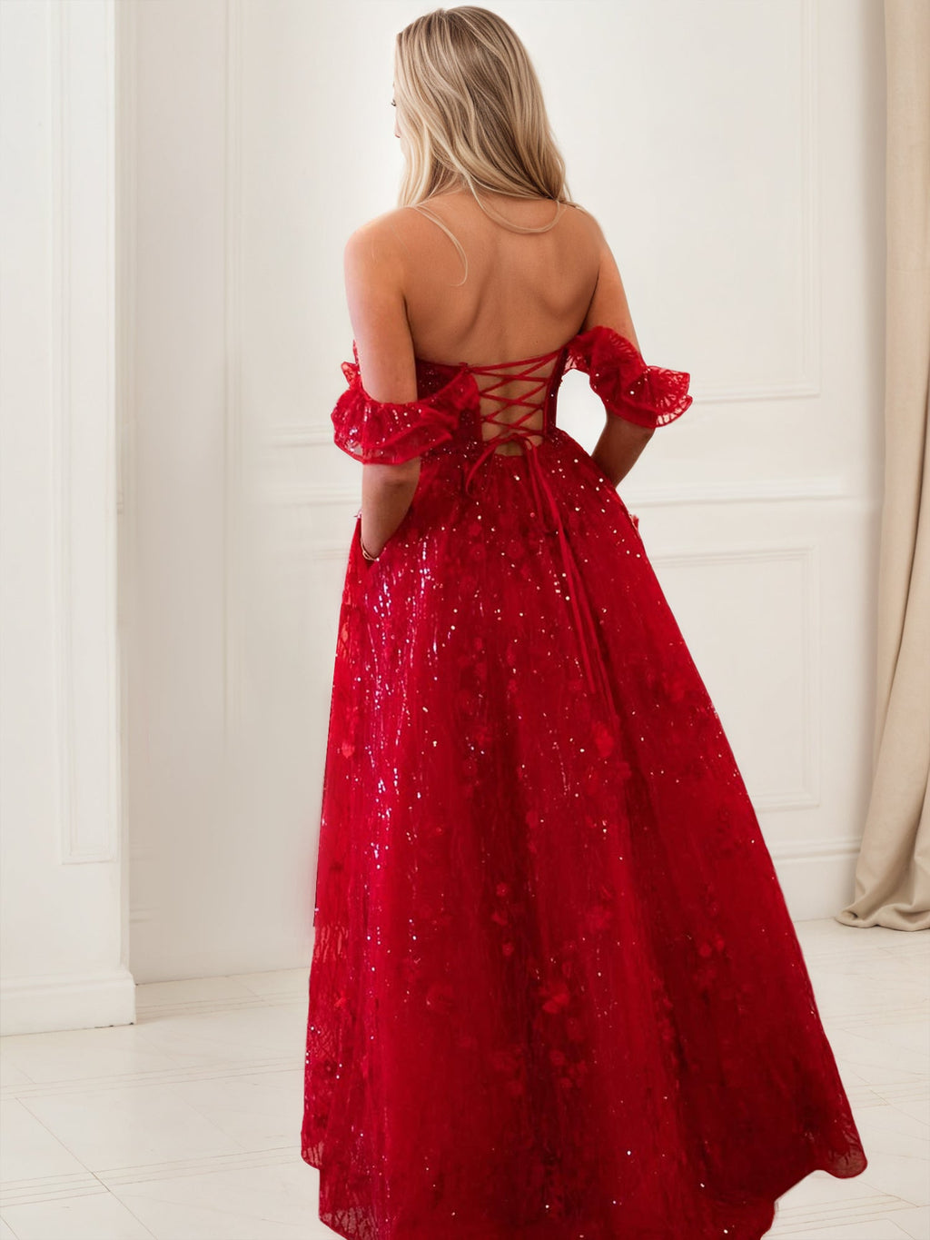 Vestido de formatura vermelho brilhante evasê, corpete tipo espartilho, tule com babados