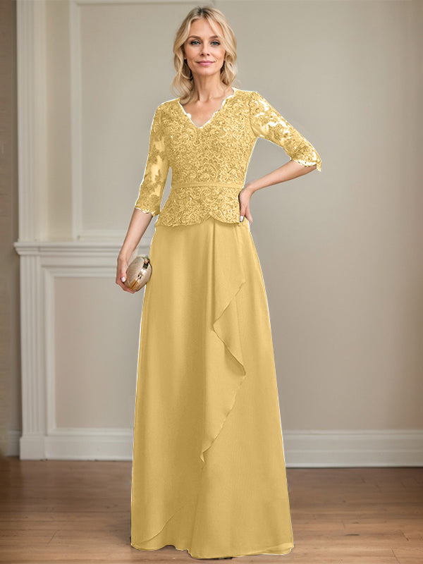 Robe mère de la mariée en dentelle et chiffon, coupe évasée, encolure en V, longue au sol avec volants en cascade et sequins