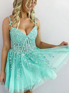 Green A-Line Zipper Back Homecoming Dress With Appliques