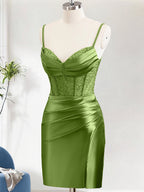 Green Bodycon Spaghetti Straps Corset Satin Red Homecoming Dress with Slit