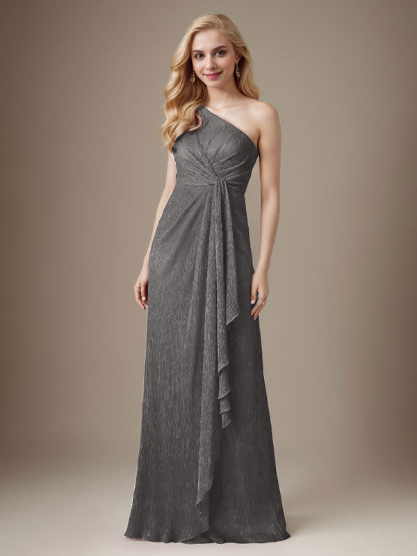 Rubinrotes Etuikleid mit einer Schulter aus metallischem Mesh Mutterkleid der Braut