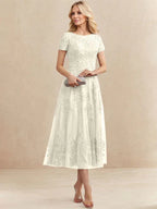 Robe de mère de la mariée A-line en tulle et dentelle, col arrondi, longueur thé