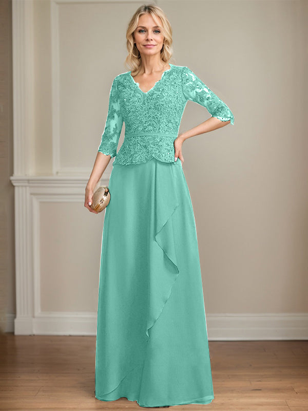 Robe mère de la mariée en dentelle et chiffon, coupe évasée, encolure en V, longue au sol avec volants en cascade et sequins