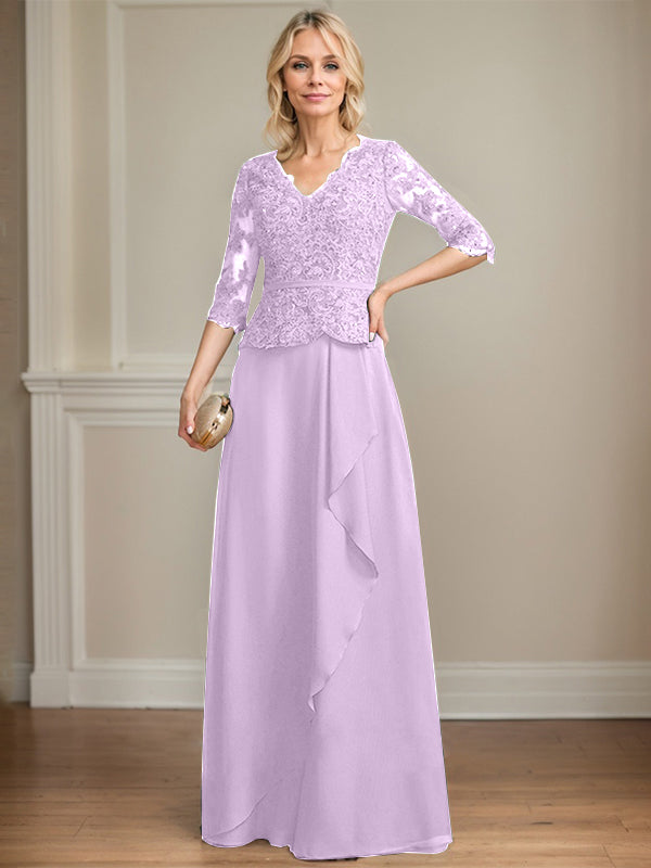 Robe mère de la mariée en dentelle et chiffon, coupe évasée, encolure en V, longue au sol avec volants en cascade et sequins