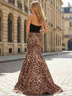 Vestido de fiesta sirena con corsé de encaje y escote corazón sin tirantes con estampado de leopardo