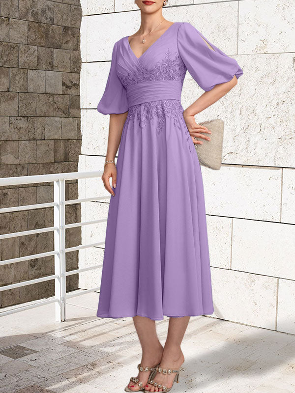 A-Linien Mutterkleid mit V-Ausschnitt, tea-length, Spitze und Chiffon mit Falten