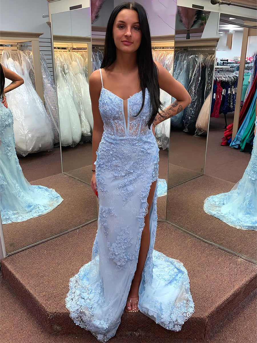 Abito da sera lungo con corsetto in pizzo floreale 3D azzurro chiaro con spacco