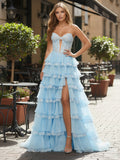 Vestido de fiesta con corsé de encaje azul claro en capas y ribete brillante