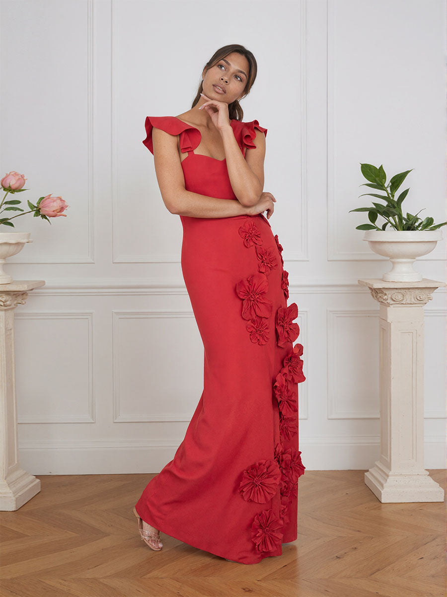 Vestido formal lilás justo com flores 3D e mangas com babados