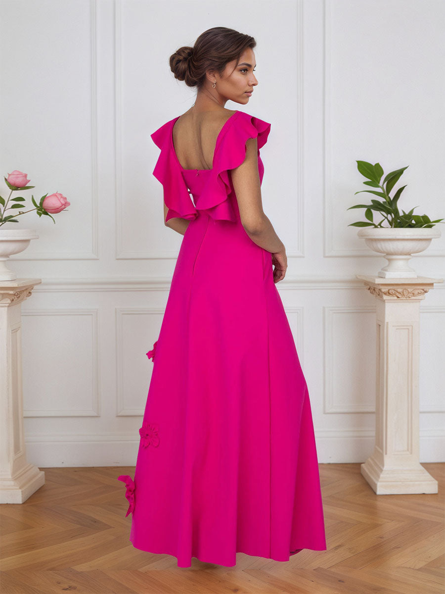 Vestido formal lilás justo com flores 3D e mangas com babados