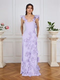 Vestido formal lilás justo com flores 3D e mangas com babados