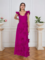 Vestido formal lilás justo com flores 3D e mangas com babados