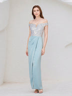 Abito lungo azzurro cielo chiaro in chiffon senza maniche con scollo a spalle scoperte e paillettes