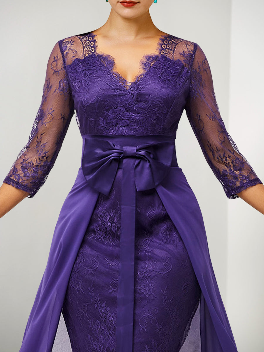 Schlauch-/Säulen-Spitzenkleid mit V-Ausschnitt, Brautmutterkleid mit Watteau-Schleppe