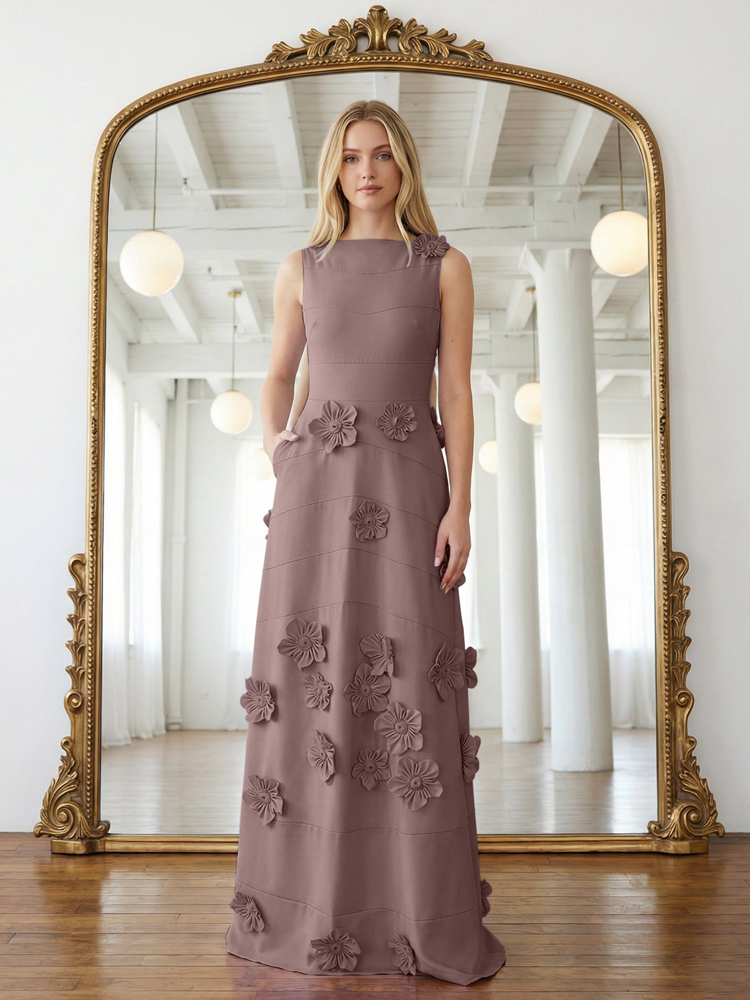 Lavendelfarbenes formelles Kleid mit U-Boot-Ausschnitt und herabfließenden 3D-Blumen
