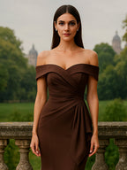 Vestido longo de mãe da noiva em cetim estilo sereia com babados