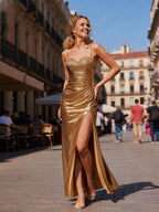 Vestido de Festa Dourado Metálico com Alças Finas e Corpete Franzido