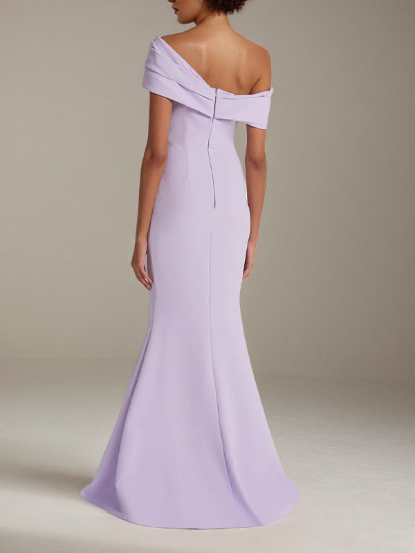 Vestido formal longo sereia lilás de crepe stretch, ombro a ombro e sem mangas