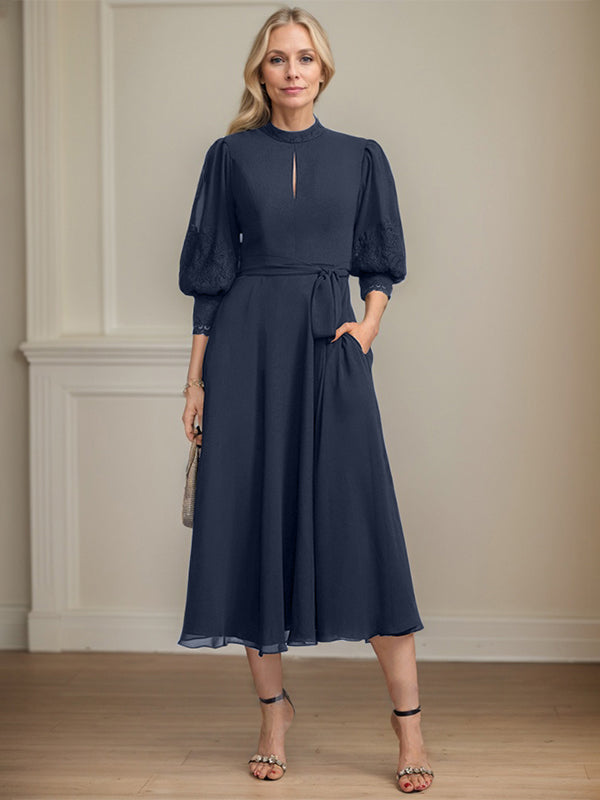 A-Linien Kleid mit hohem Kragen, tea-länge, Spitze und Chiffon, Brautmutterkleid mit Schleife