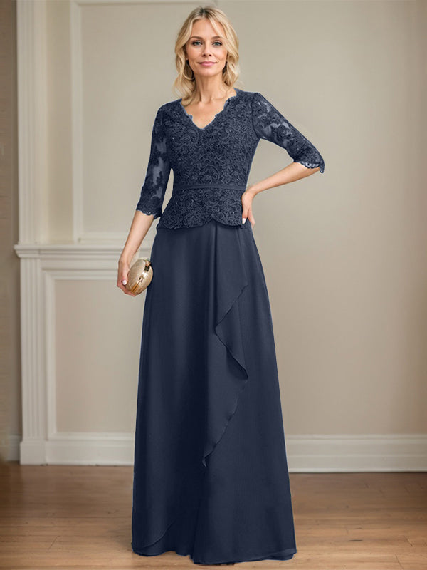 Robe mère de la mariée en dentelle et chiffon, coupe évasée, encolure en V, longue au sol avec volants en cascade et sequins