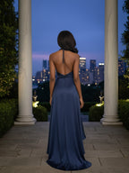 Marineblaues Satin Neckholder Kleid mit High-Low Volantrock