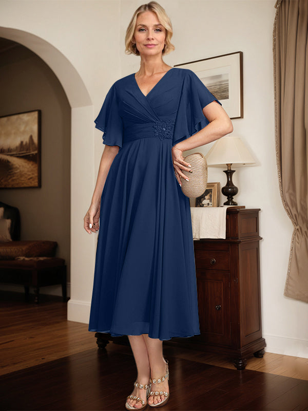 A-Linien Kleid mit V-Ausschnitt, tea-length Chiffon, Mutter der Braut mit plissierten Perlen